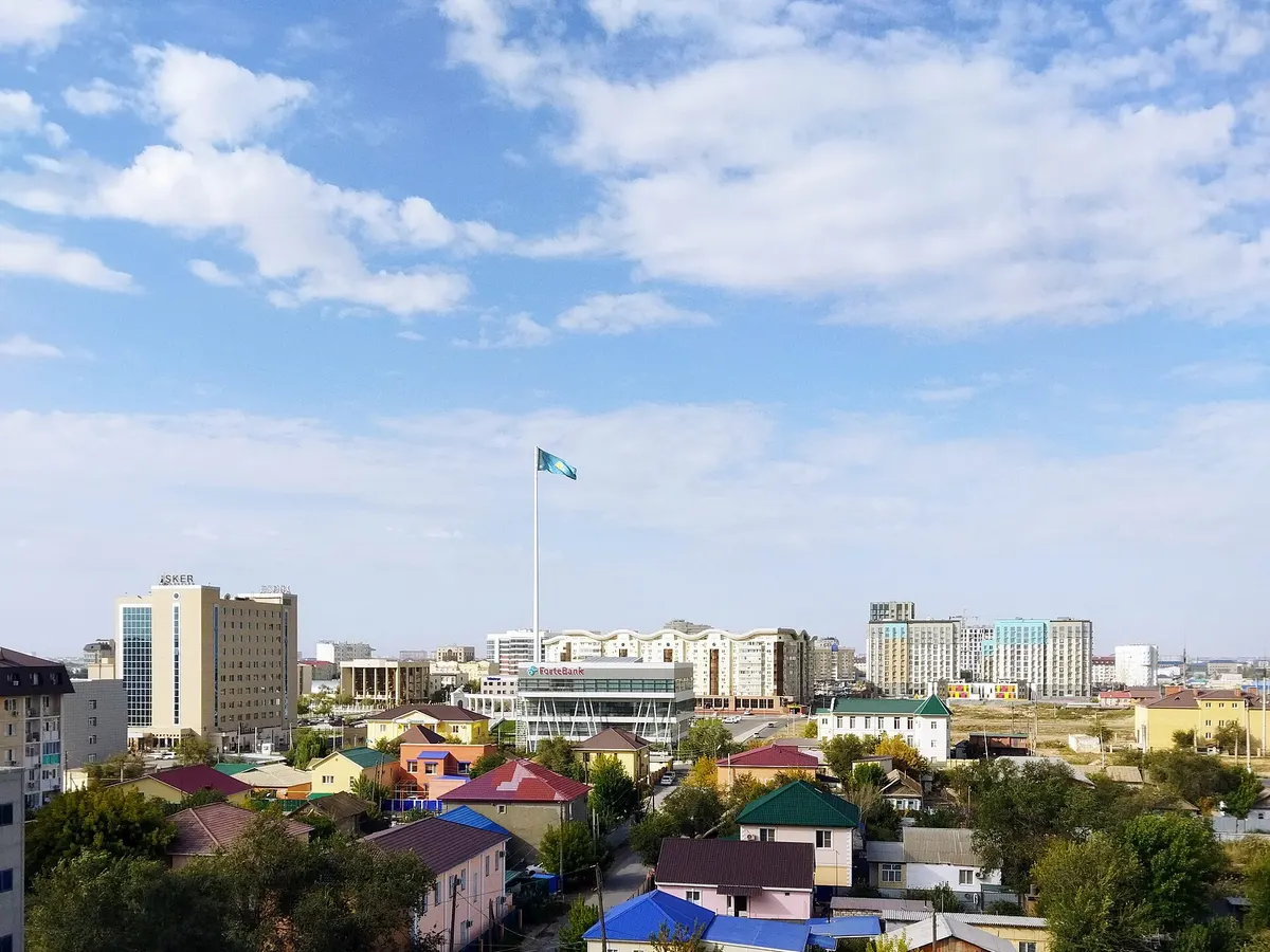 Атырау — город на реке Урал, база компании TSK